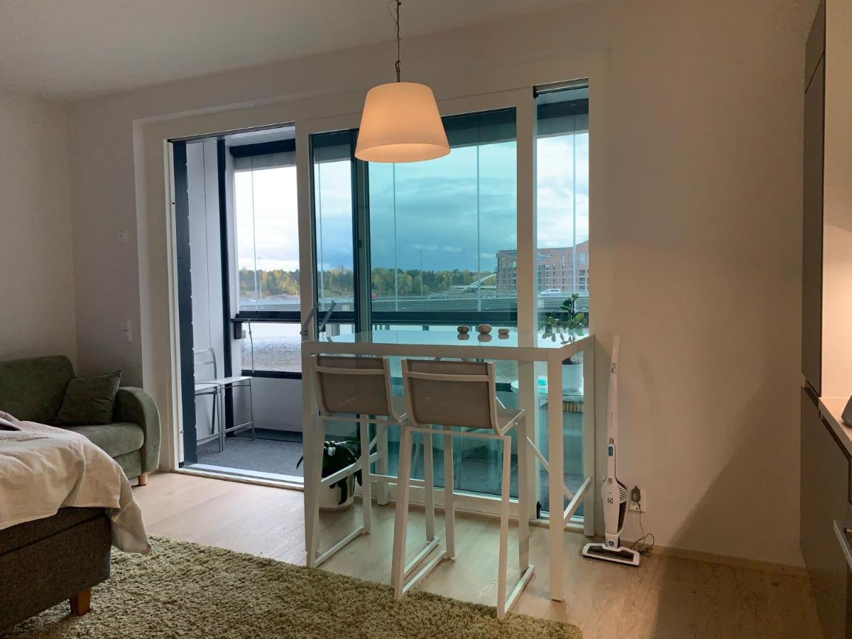 Sea View Lux Kalasatama Romantic Studio - Balcony & Coffee& Tee, Wifi, Gym &Sauna Helsinki Ngoại thất bức ảnh