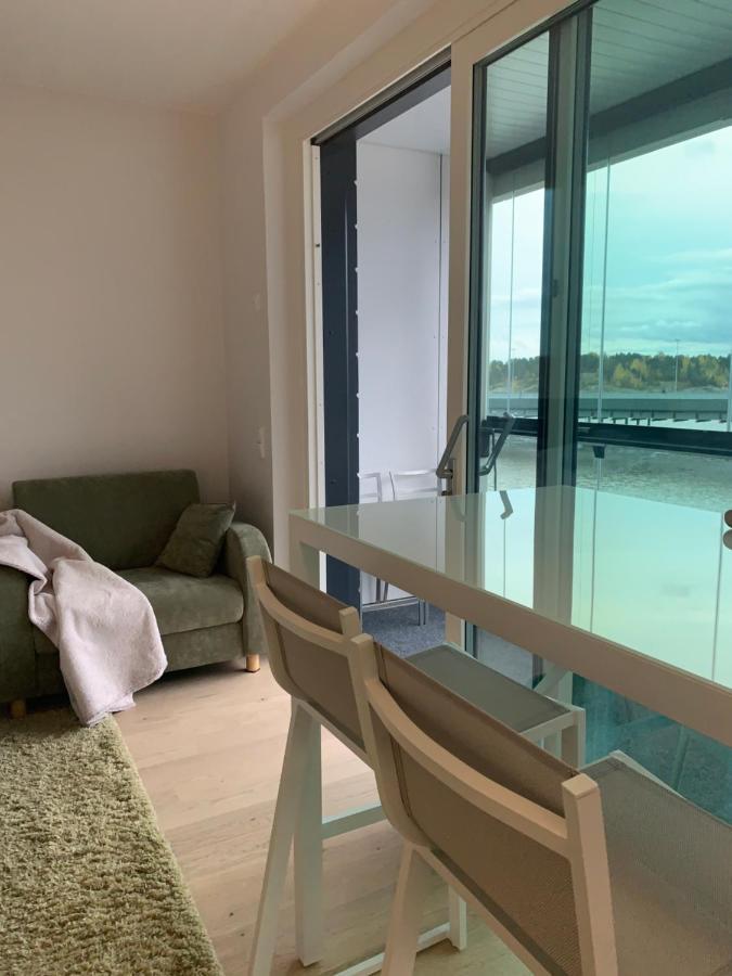 Sea View Lux Kalasatama Romantic Studio - Balcony & Coffee& Tee, Wifi, Gym &Sauna Helsinki Ngoại thất bức ảnh